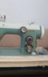 چرخ خیاطی استوک ژانومه مدل ۶۷۰ ژاپنی