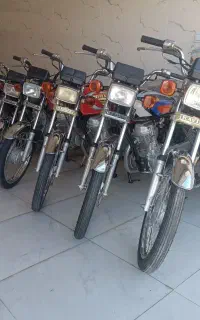 موتورسیکلت مدل 82درحد صفر