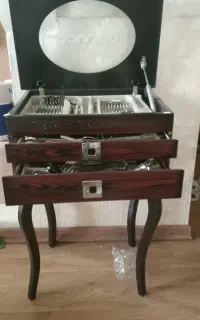 کنسول قاشق بدون وسایل داخلش