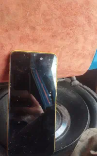 گوشیpococ40
