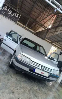 پژو ۴۰۵ مدل ۹۰ داخل کرم