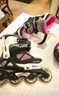 اسکیت دخترانه صورتی مشکی rollerbalde