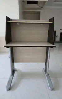 میز مطلاعه تک نفره