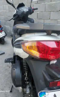 بنلی ۱۵۰ کافه نرو کلیک هوندا اسکوتری