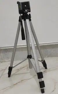 سه پایه دوربین
