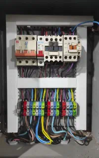 برقکار ساختمانی و صنعتی ولتیکس
