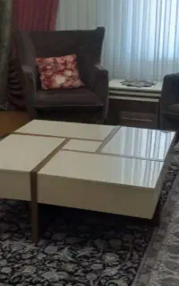 مبل ۹ نفره همراه با میز وسط