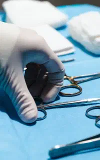 لابیاپلاستی، تنگ کردن بیکینی، سفید کردن بیکینی