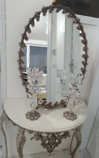 اینه و شمعدان
