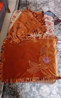 روبالشتی مخملی و روبالشتی کوسن