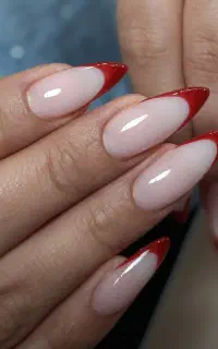 آموزش آنلاین کاشت ناخن  از صفر تا حرفه‌ای
