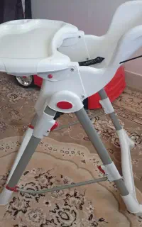 صندلی غذای بچه