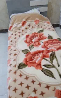 تخت یک نفره در حد نو