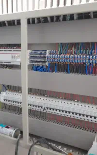جذب همکار و کارآموز برقکاری ساختمان