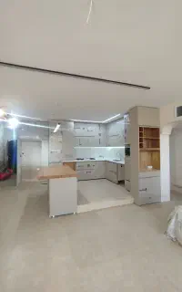 نیرو در کارگاه کابینت سازی وارد ونیمه وارد