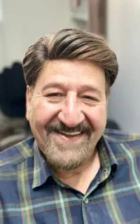 کلنیک فوق تخصصی پروتز مو و ترمیم موی کرمان