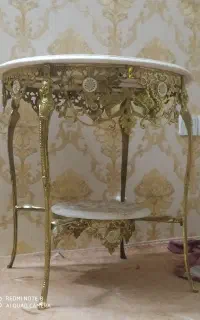 میز برنجی چهار پایه