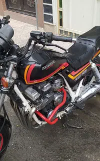 cbx 750سند بنام معاوضه با کلاسیک .