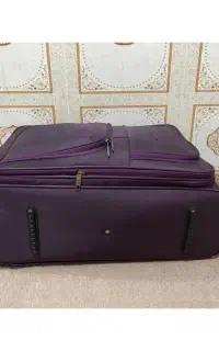 چمدان سایز متوسط