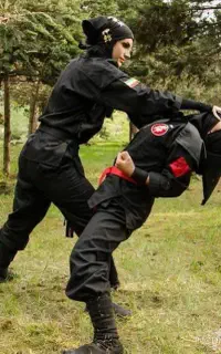 کلاس دفاع شخصی بانوان