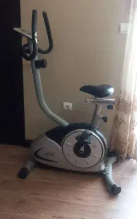 دوچرخه ورزشی ثابت