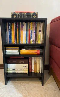 کتابخانه ، میز