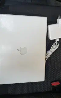 لپ تاپ Macbook سفید (اپل)