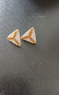 گواشواره و انگشتر منجوق بافی