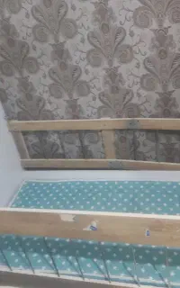 با سلام تخت بچه