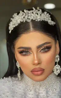 خدمات میکاپ و شنیون حرفه ای فقط و فقط