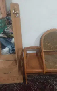 میز تلفن و آینه