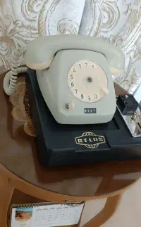 تعدادی اثاثیه قدیمی