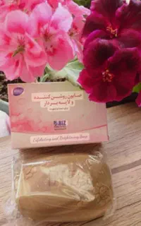 صابون لایه بردار و روشن کننده