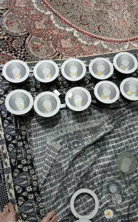 چراغ سقفی توکار  رنگ مهتابی و پرتابی