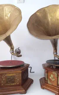 گرامافون هندلی گرام