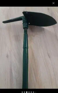 بیلچه کلنگ آمریکایی تاشو قمقمه پتو صندوقچه‌ چوبی