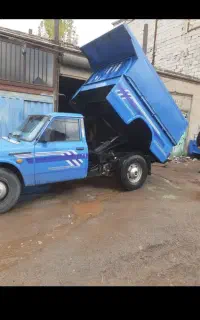 نیسان کمپرسی جهت حمل محصولات کشاورزی ومصالح