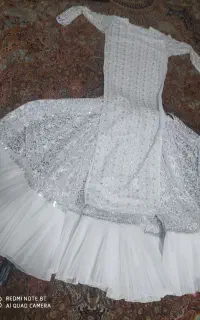 لباس عروس محلی در حد نو