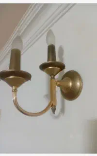 لوستر دیوار کوب