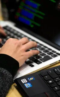 برنامه نویس هستم - طراحی سایت و طراحی اپلیکیشن