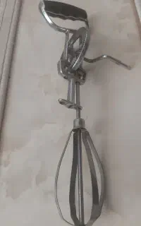همزن دستی بدون برق