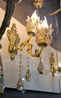 دیوار کوب برنزی