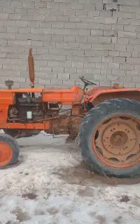 تراکتور رومانی مدل 61