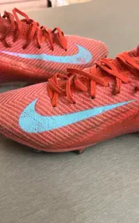 استوک فوتبال air zoom ۴۲