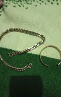 دستبند وگردنبند
