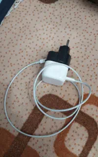 شارژ کن گوشی آیفن ۱۳ نرمال