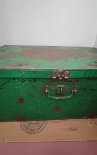 صندوقچه آهنی