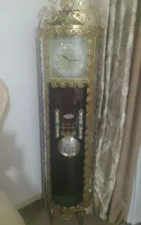 ساعت ایستاده برنزی طرح دار