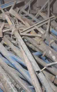 جک و قالب ساختمانی به همراه لوله داربست