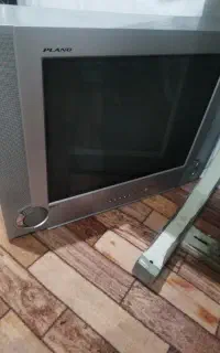 تلوزیون ۲۱